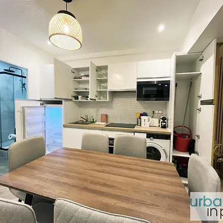 Urbanflat 178 - Cosy 2 Bedroom In The Center Of Apartment Paris