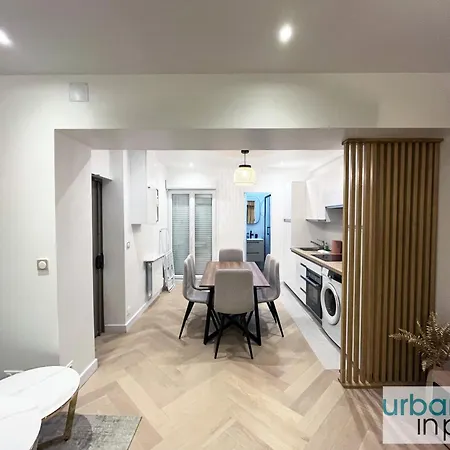 Urbanflat 178 - Cosy 2 Bedroom In The Center Of Apartment Paris